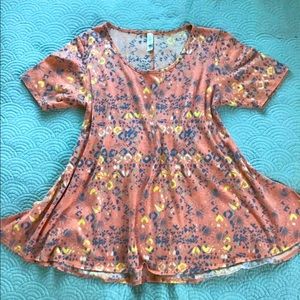 LuLaRoe Irma Top M